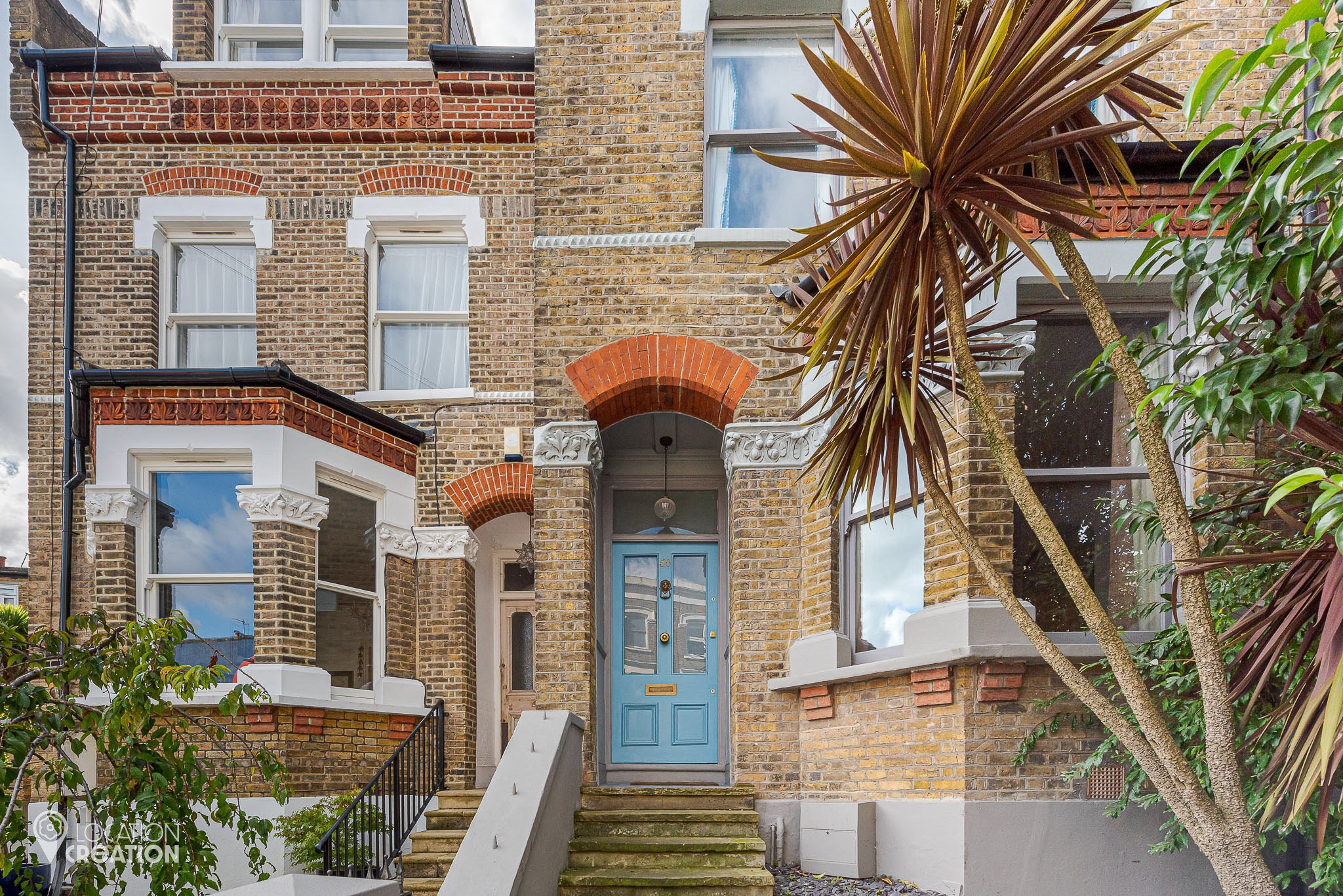 Location Creation Lyndhurst Grove Front Of Prop