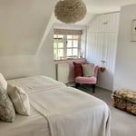 Location CreationTTC Bedroom  Alt