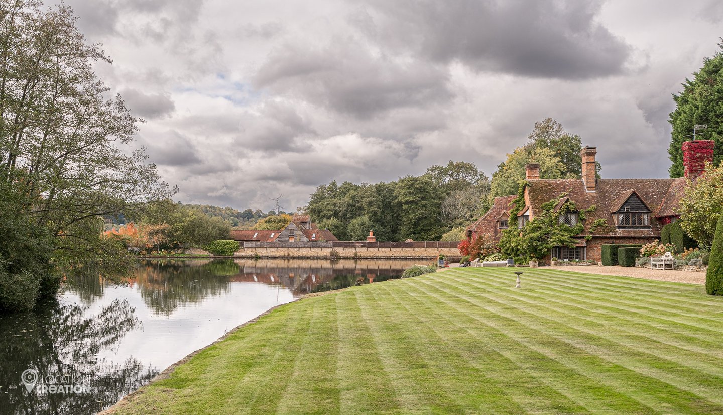 Location CreationLake HouseLake