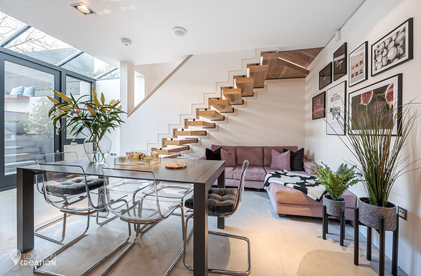 Location Creation Telford Avenue Dining