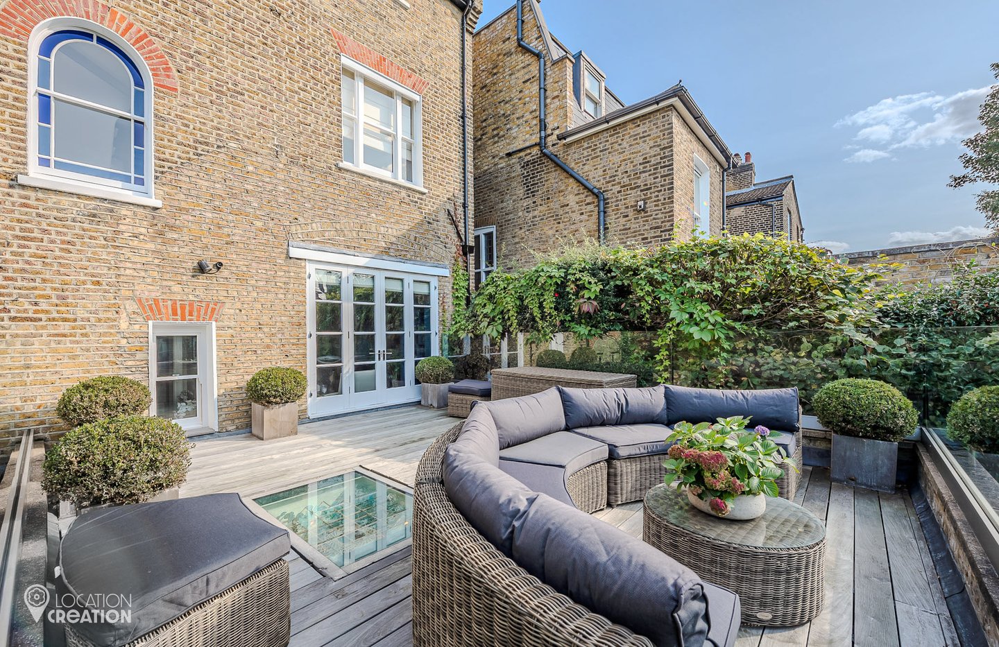 Location Creation Bentley House Upper Level Garden Seating