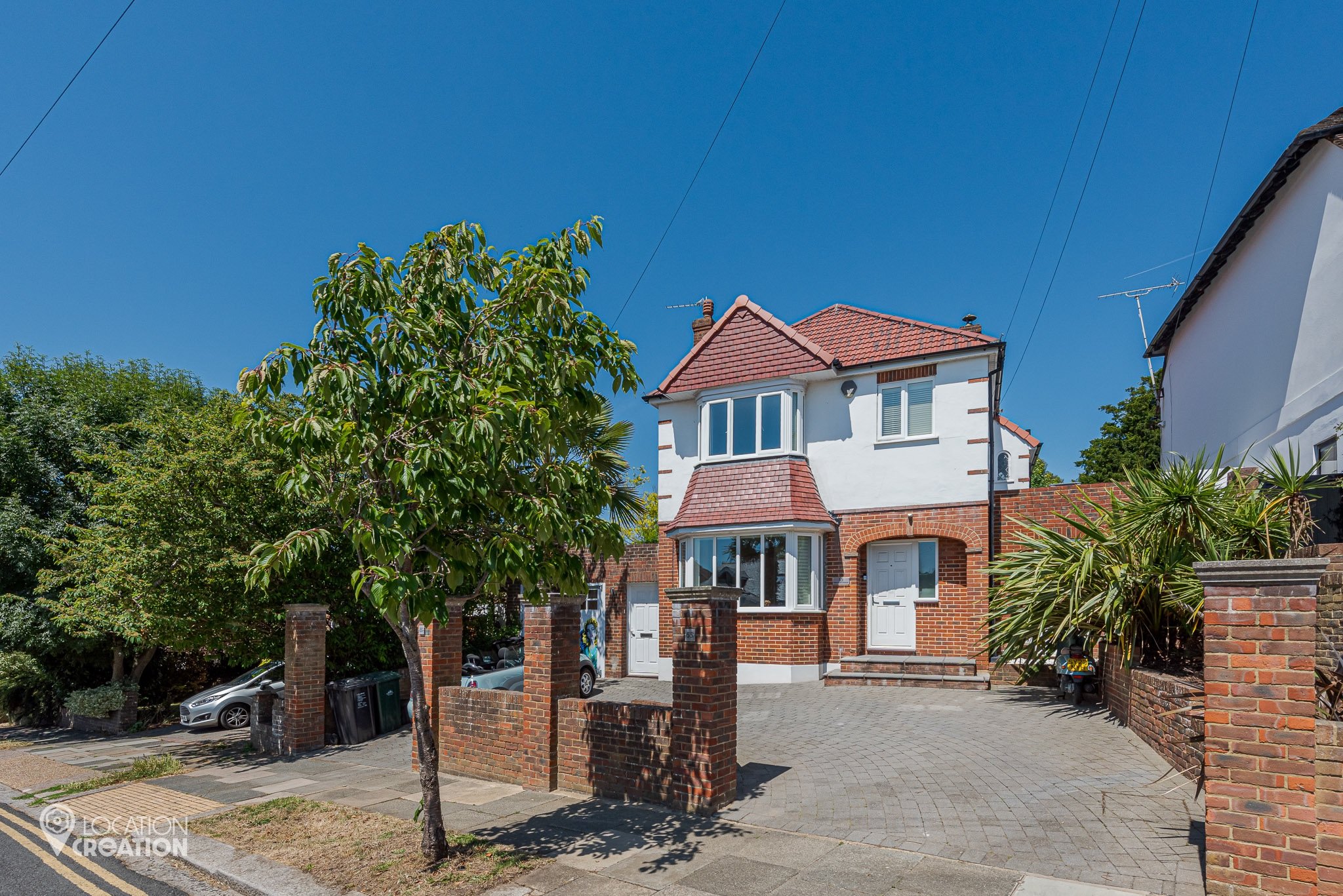 Location CreationHove HouseHouse Front