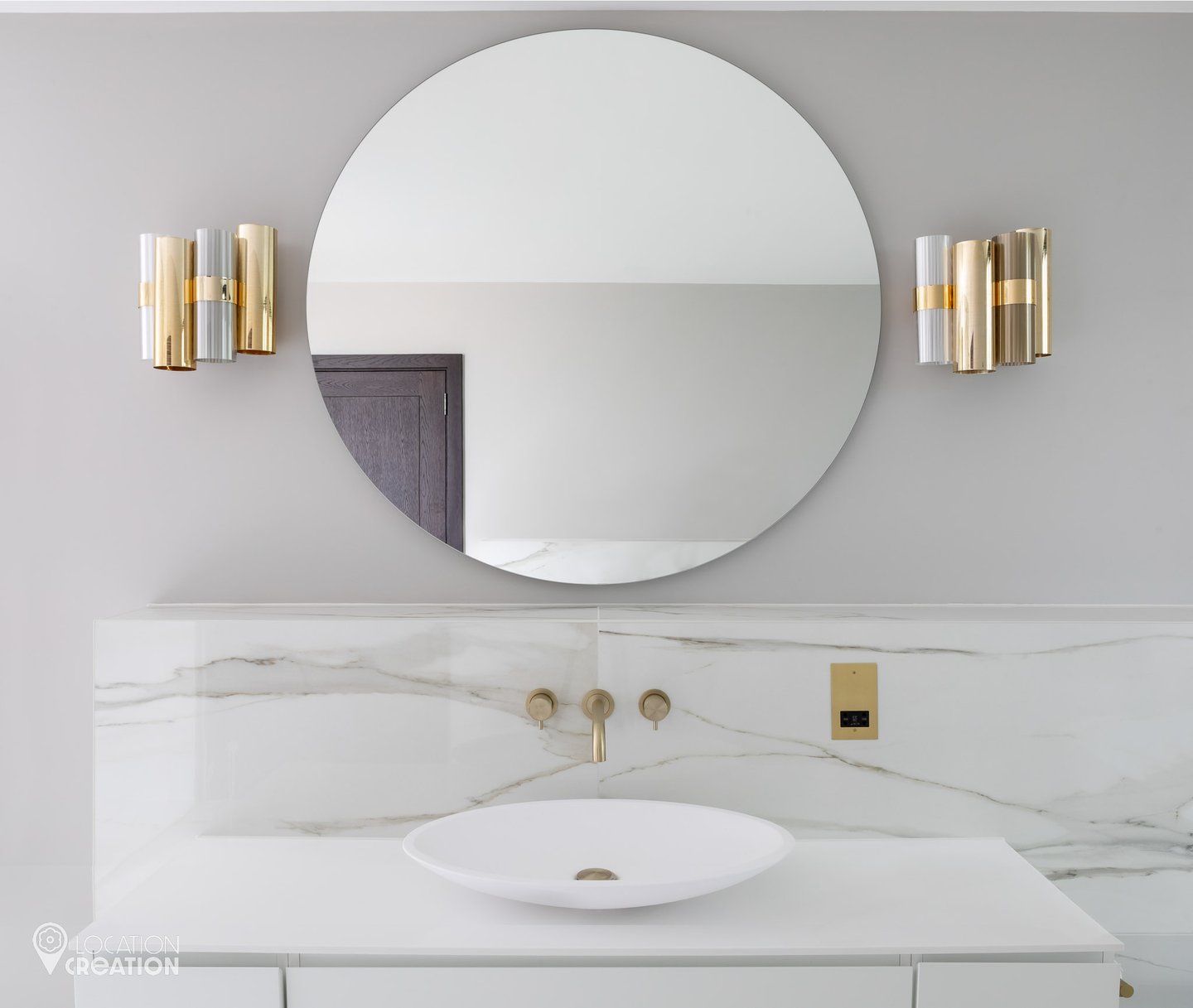 Location Creation Esher Location House Bathroom