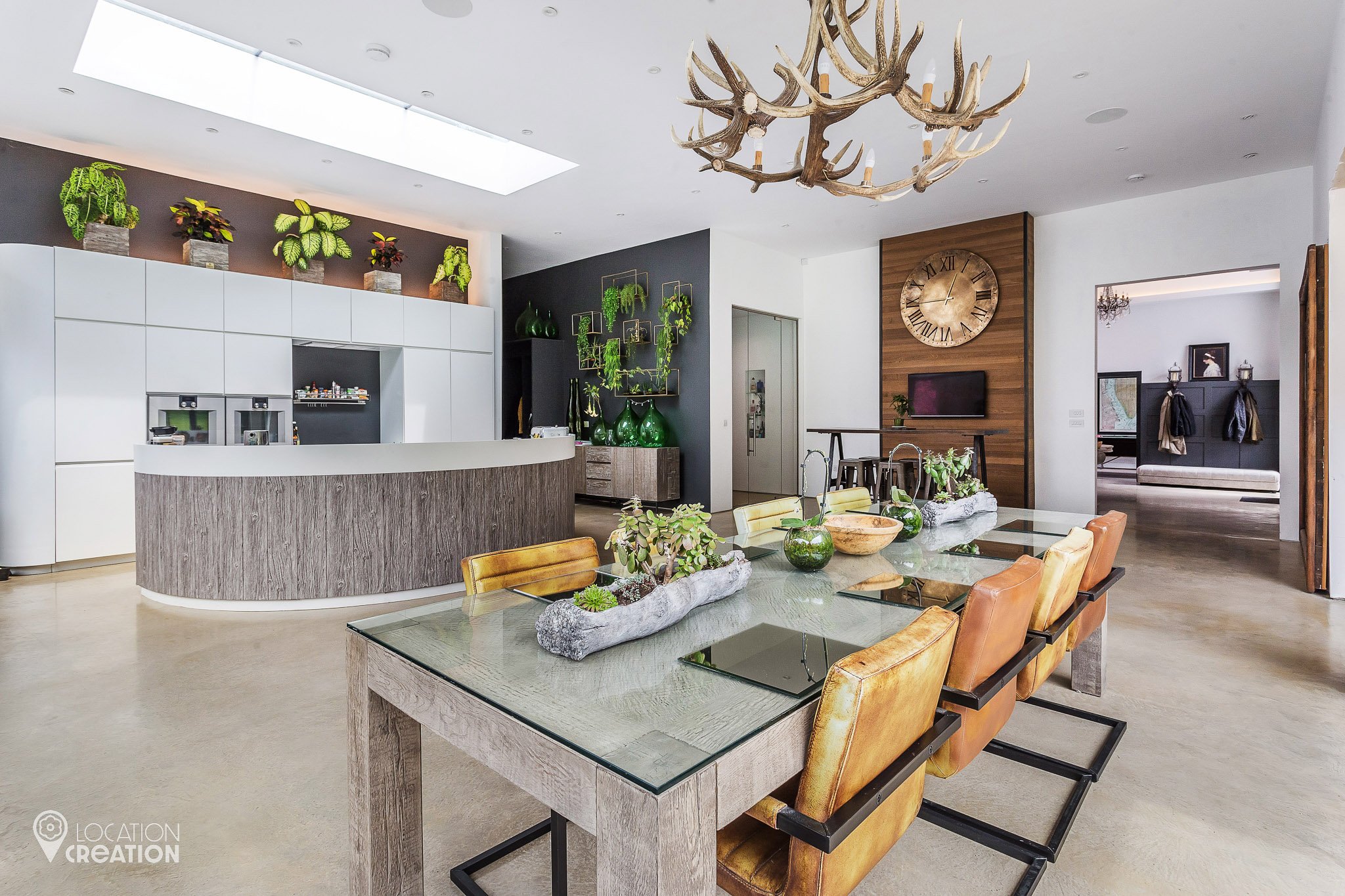 Location Creation Deerswood Surrey Kitchen And Dining