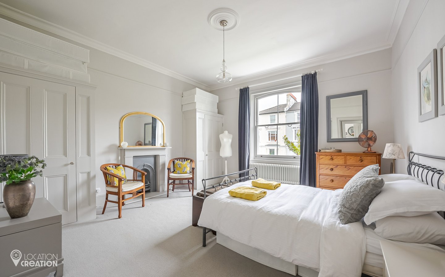 Location Creation Crystal Palace Master Bedroom