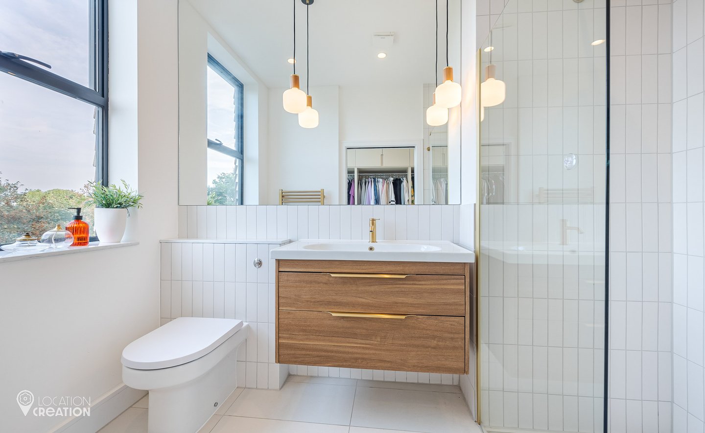 Location Creation Groom Crescent Master Ensuite
