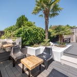 Location CreationHove HouseOutdoor Dining Alt
