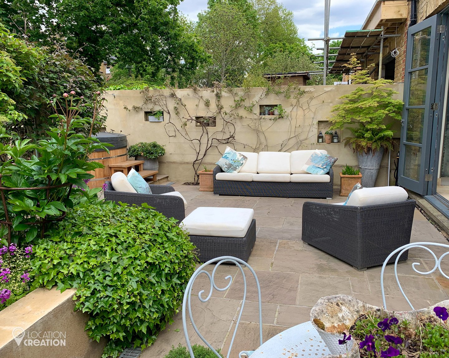 Location Creation Kirkstall House Garden Seating