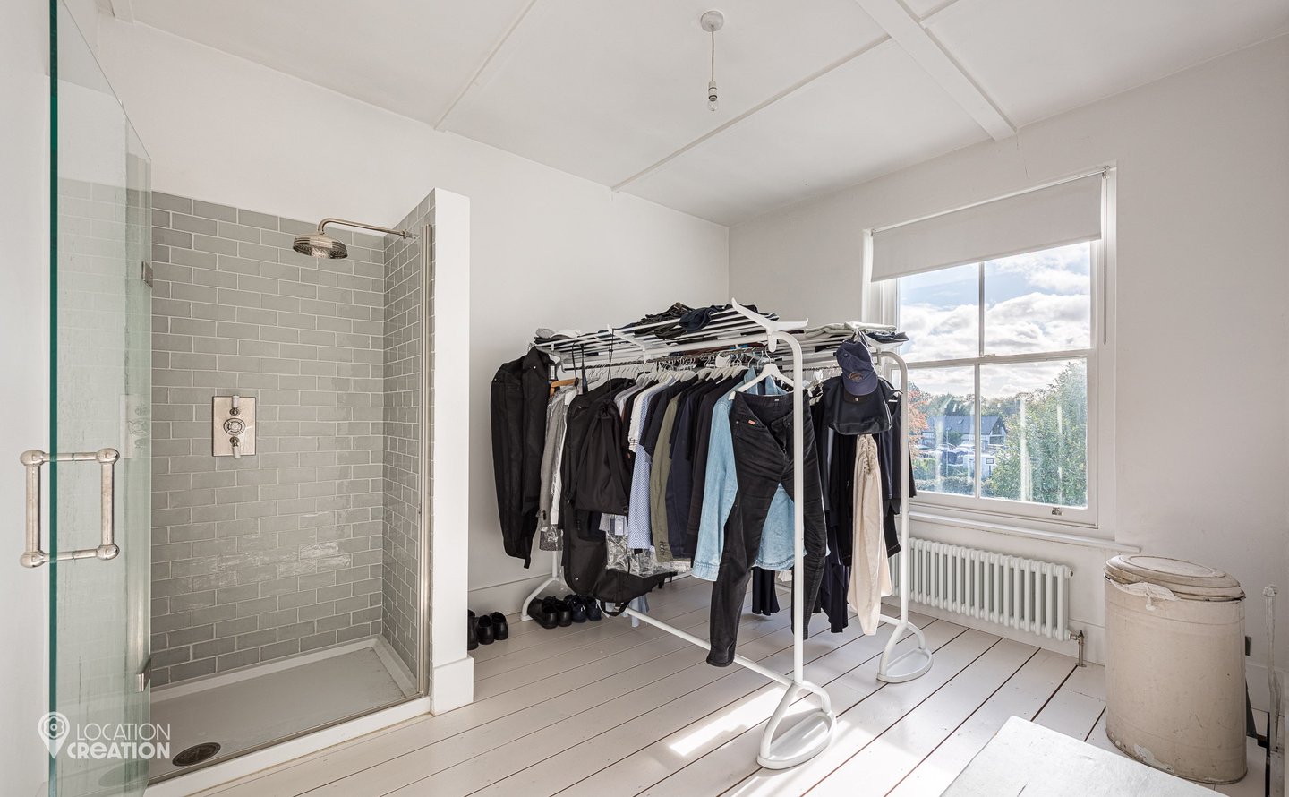 Location CreationWillow Houseshower