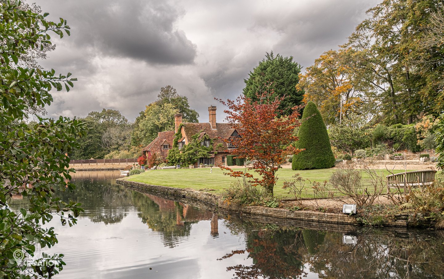 Location CreationLake HouseLake