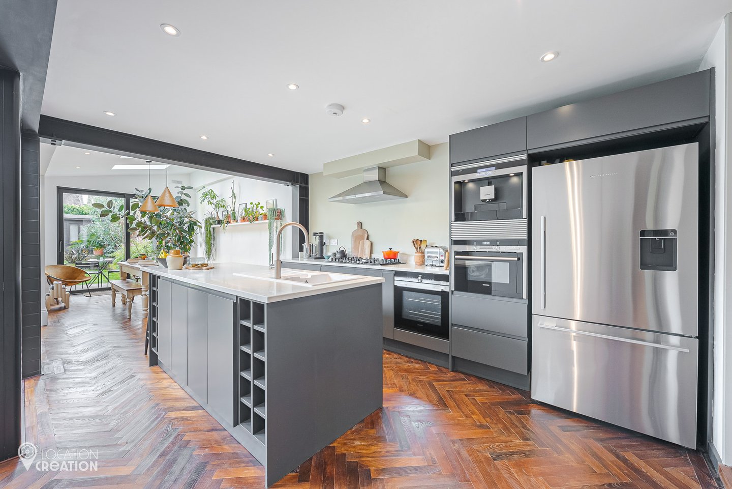 Location Creation Forest House Kitchen Island