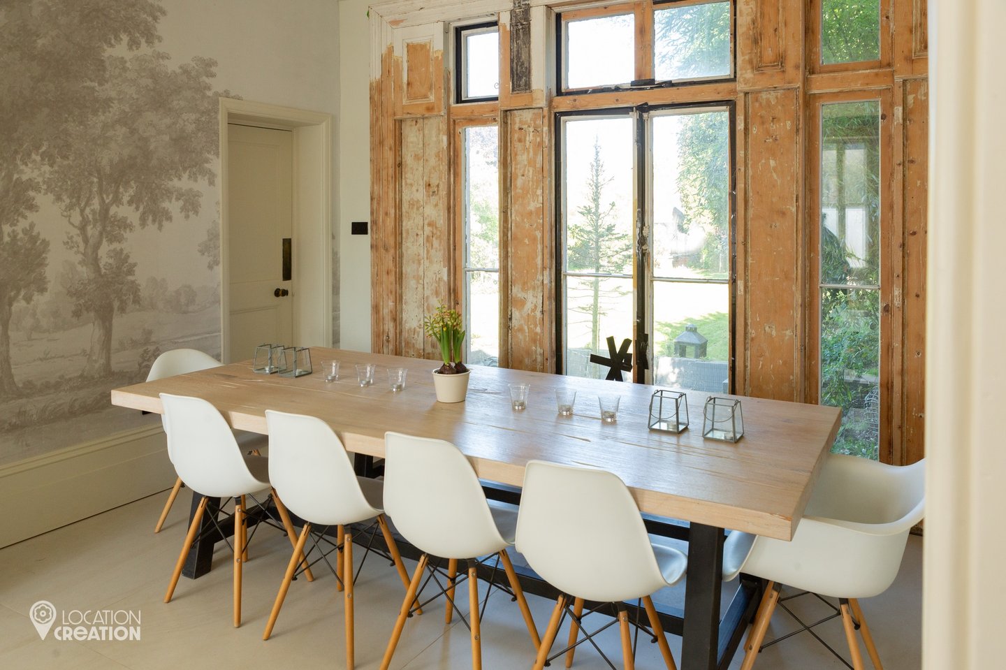 Location CreationRiverside HouseDining Room