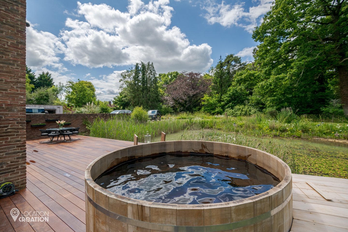 Location Creation Bel Air Hot Tub