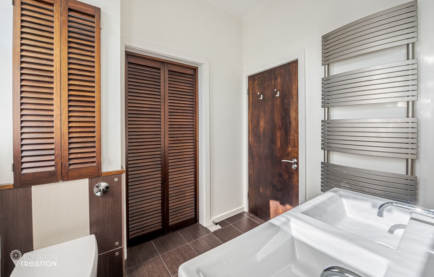 Location Creation Telford Avenue Bathroom