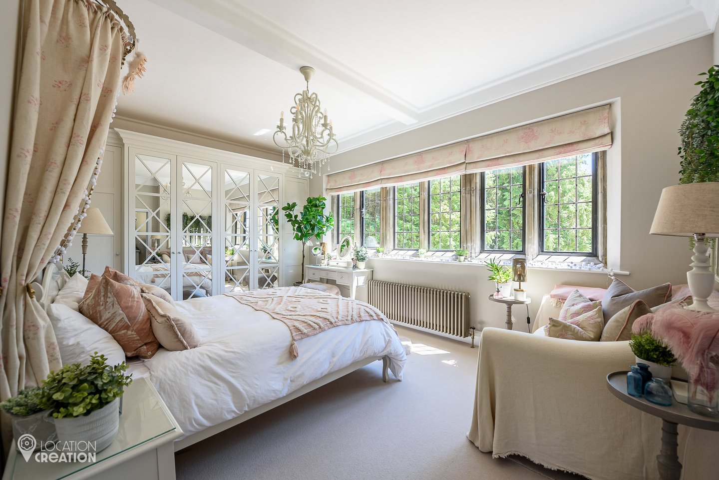Location Creation Manor View Bedroom