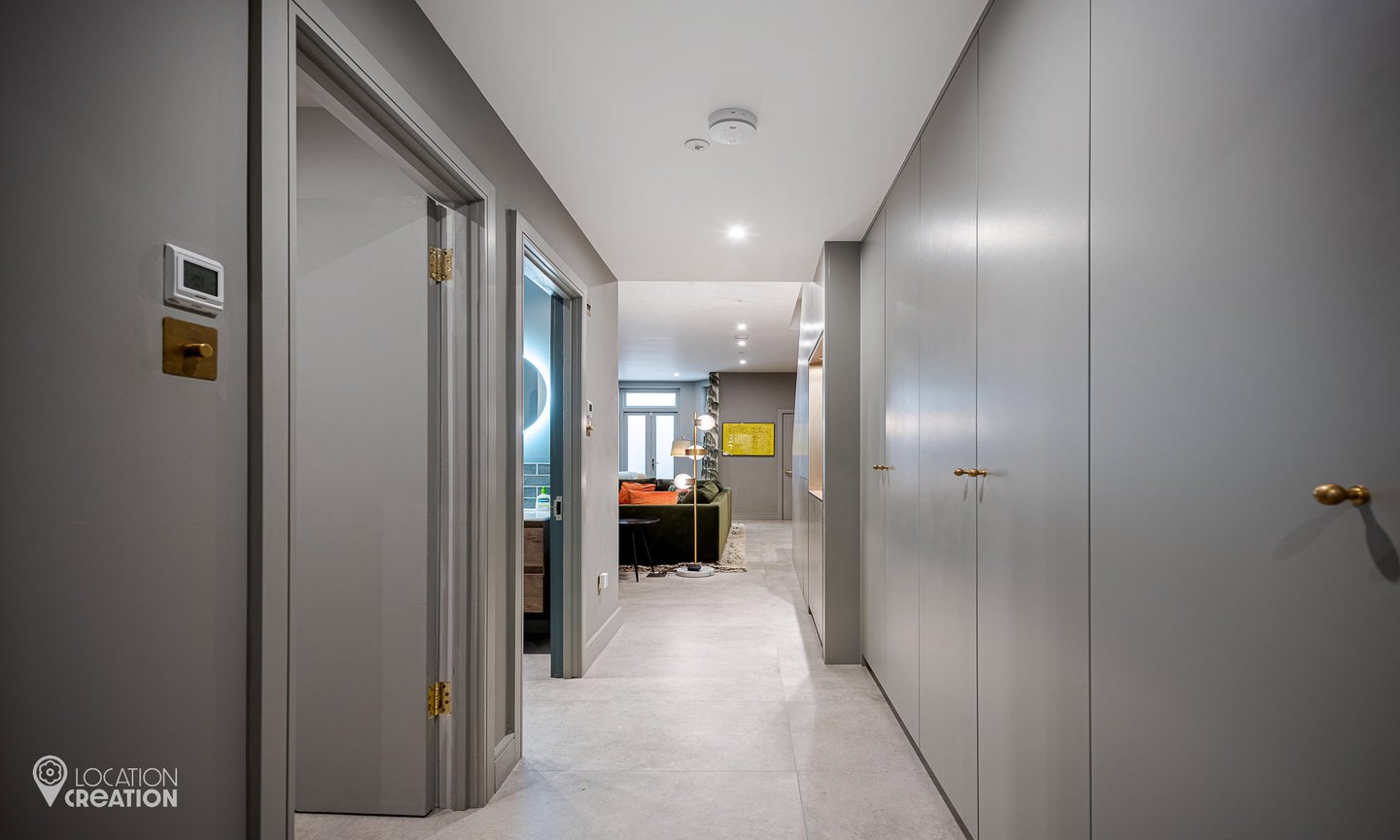 Location Creation Wakehurst Basement Hallway