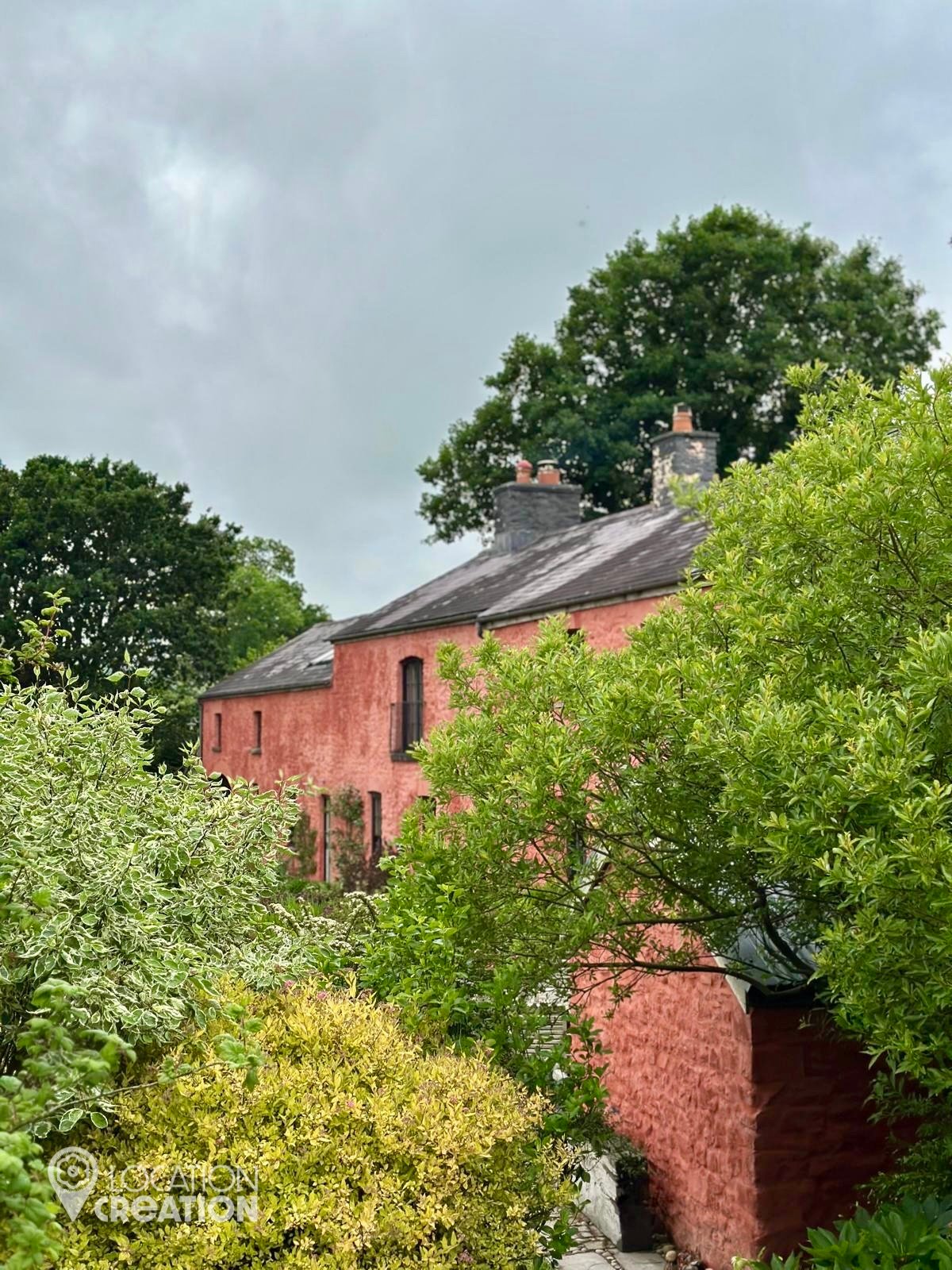 Location CreationGoetreview Over Trees