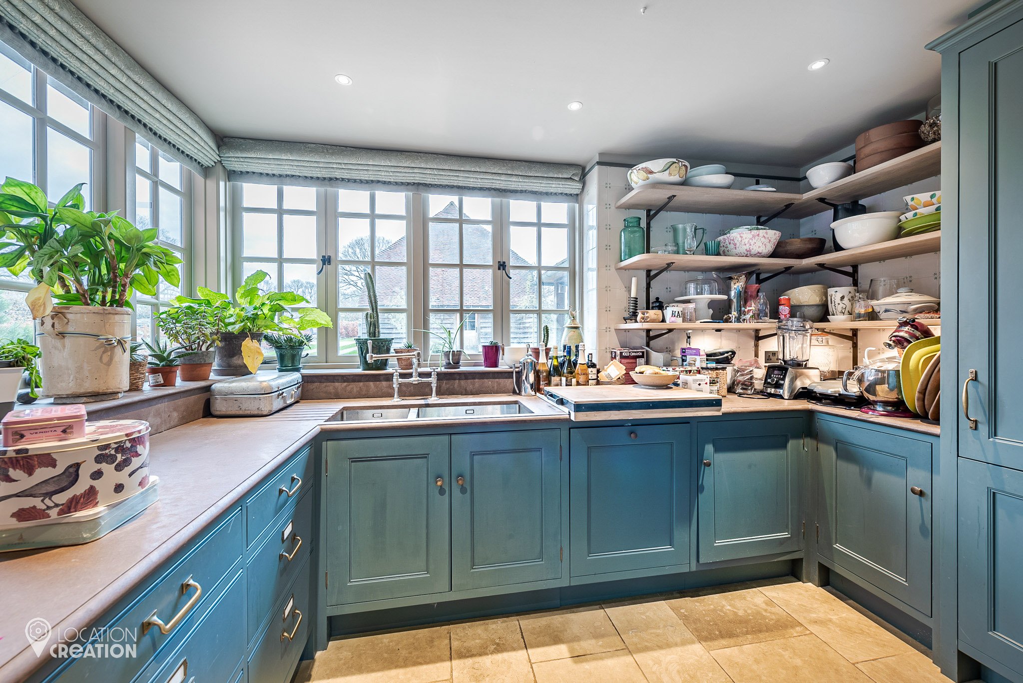 Location Creation Silver Slide Kitchen