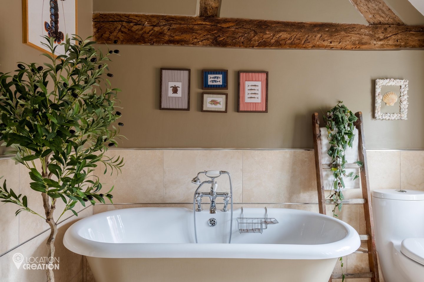 Location CreationPriests Park FHbathroom Tub