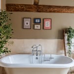 Location CreationPriests Park FHbathroom Tub