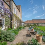 Location Creation Medieval Manor House Garden