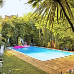 Location CretionEarls Court ParadiseGarden