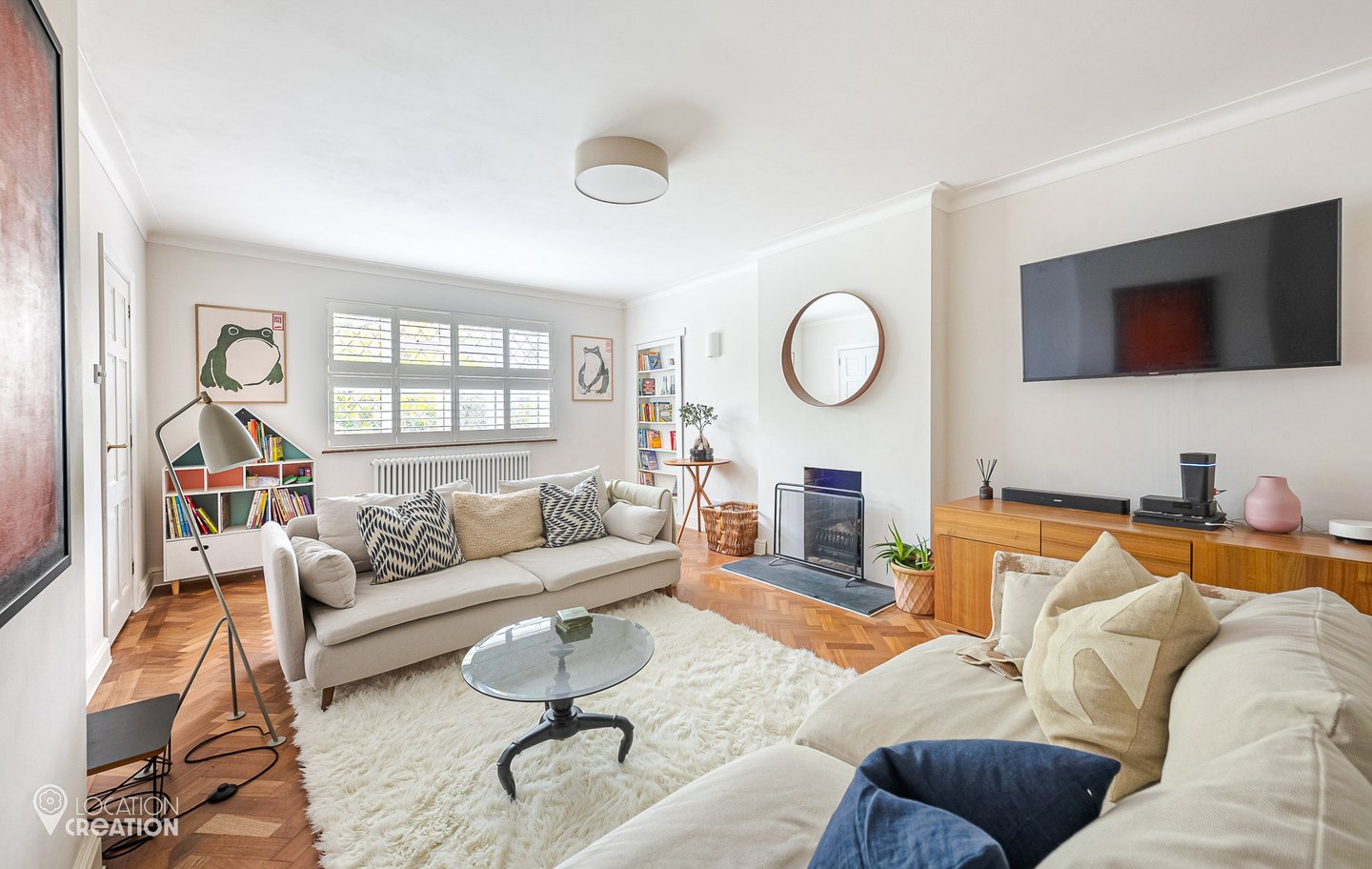 Location Creation Lawn House Sitting Room