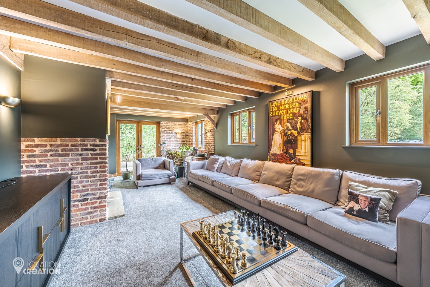 Location CreationEssex Barnlounge Room