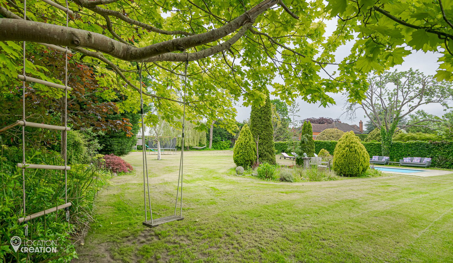 Location Creation Lawn House Garden