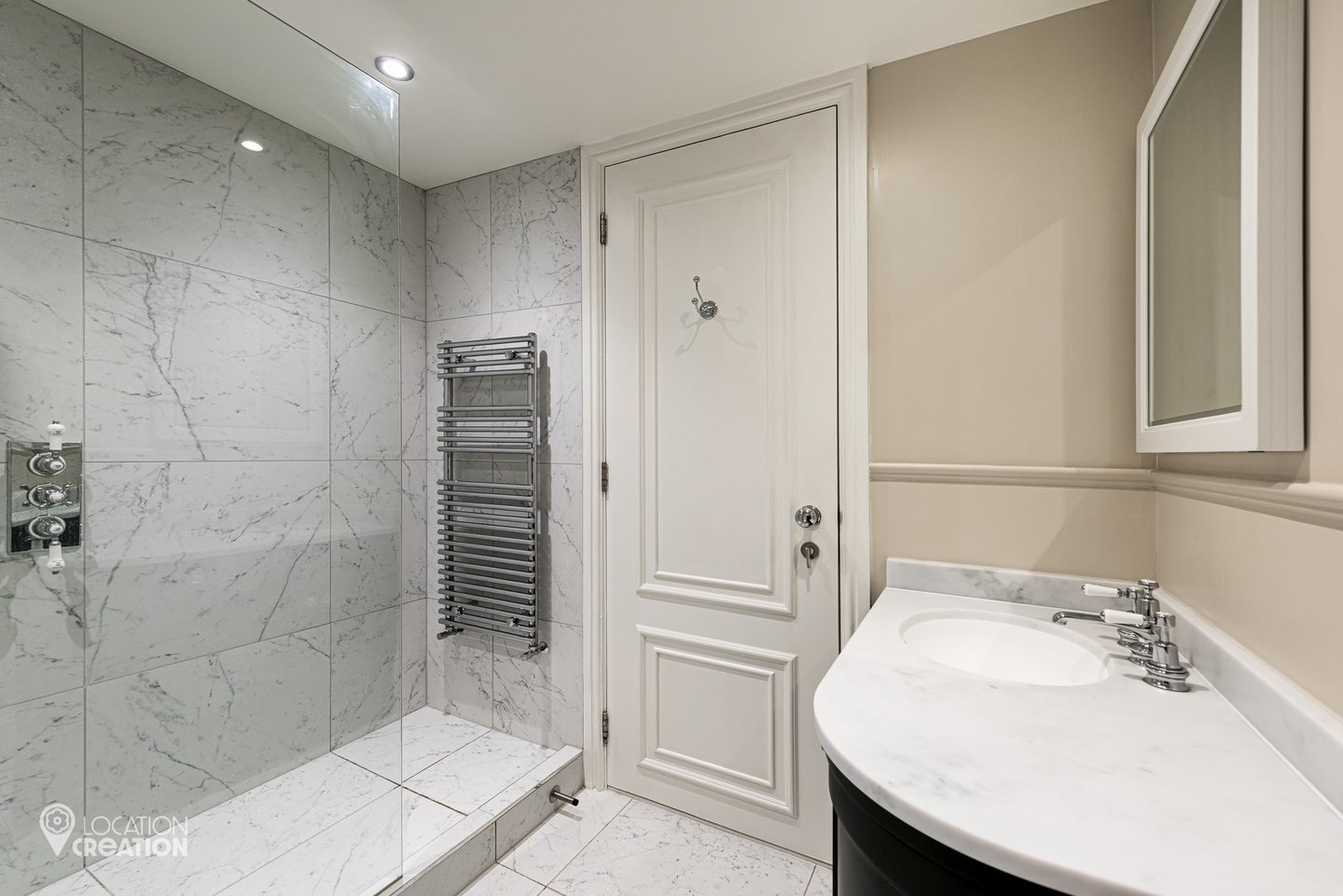 Location CreationMacaulay Road Bathroom