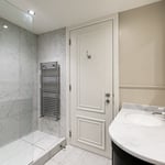 Location CreationMacaulay Road Bathroom