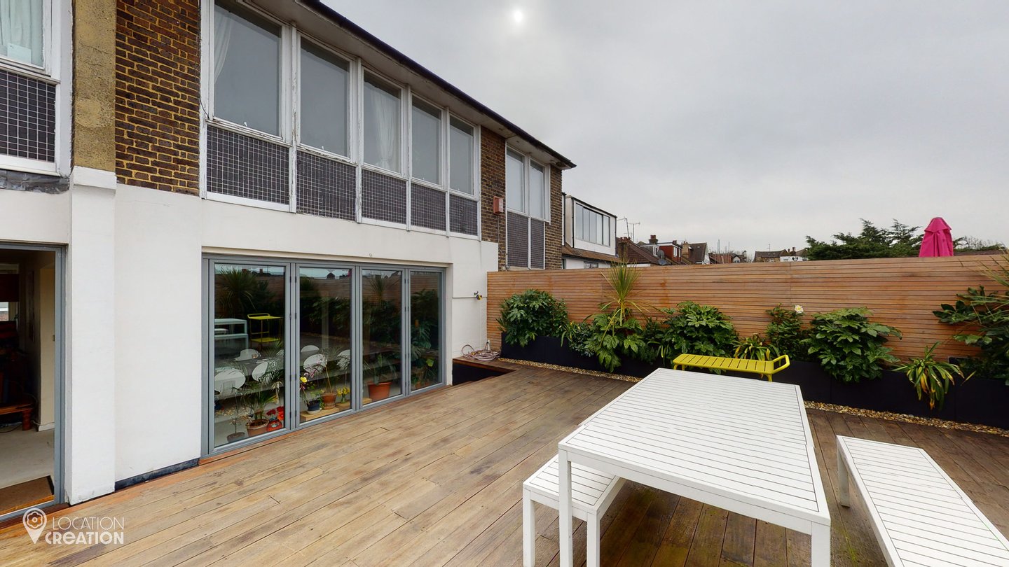 Location Creation Deerhurst Outdoor Dining