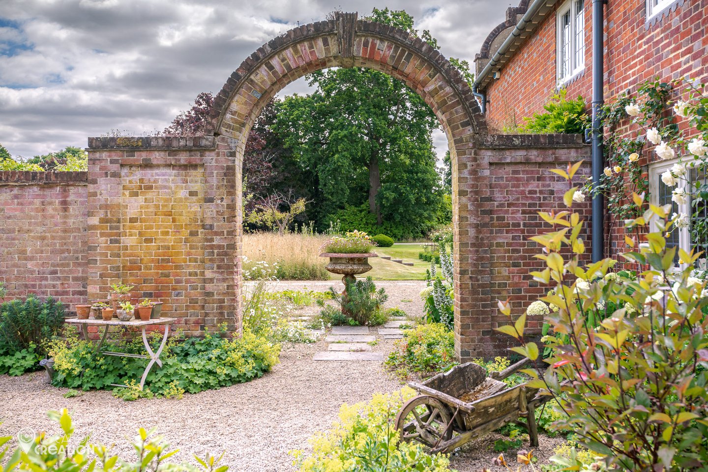 Location Creation Jacobean Manor Outdoors