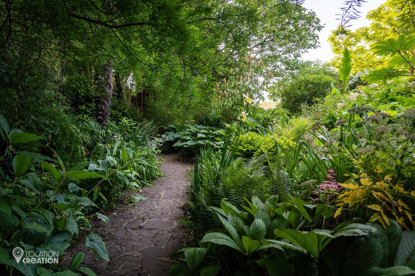 Location Creation Borde Hill Round Dell