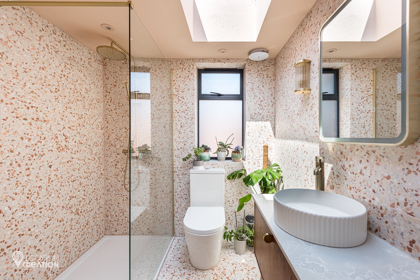 Location CreationSt Johns Avenuebathroom