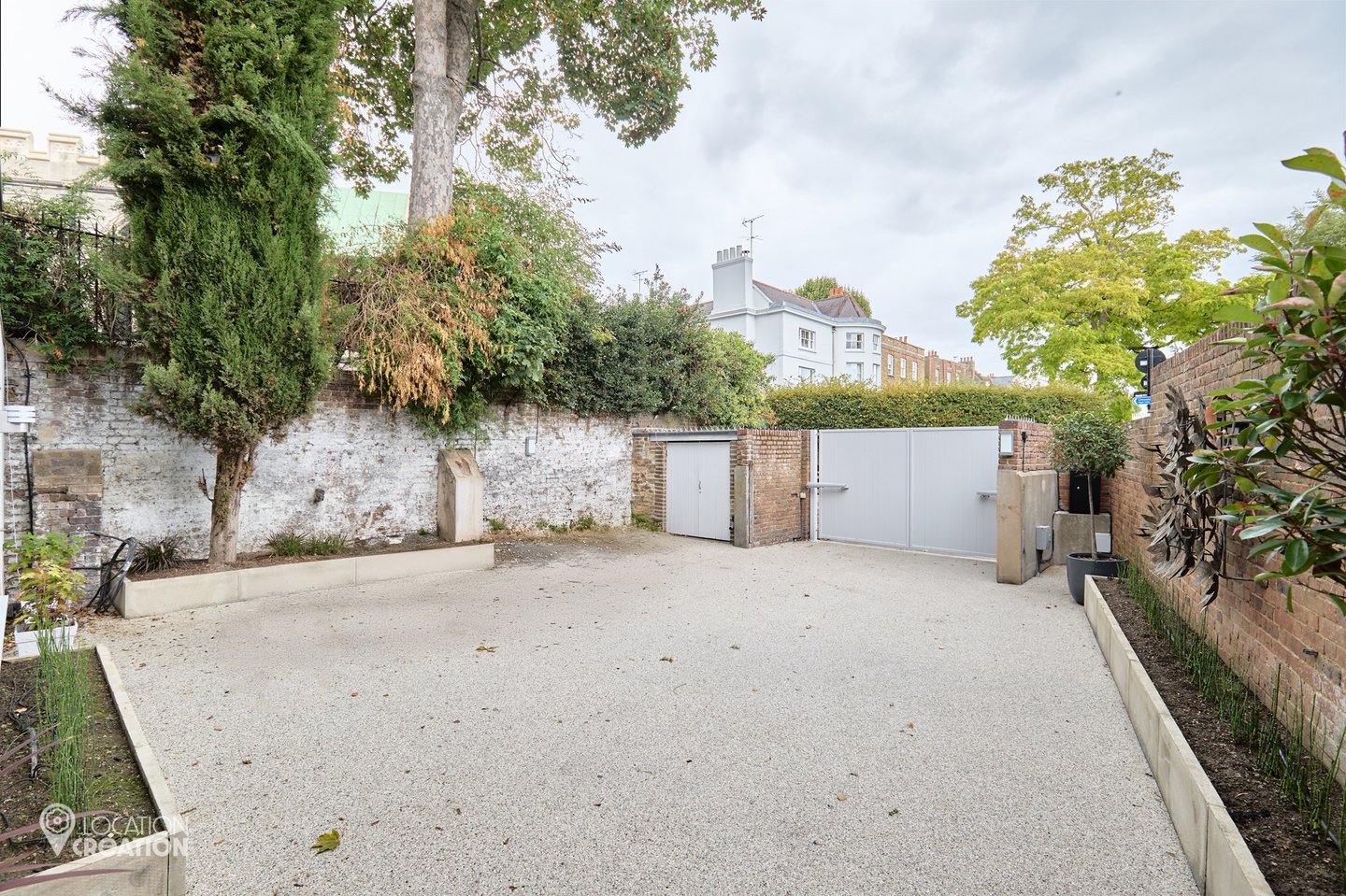 Location CreationChiswick Dockdrive