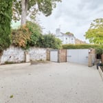 Location CreationChiswick Dockdrive