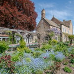 Location Creation Medieval Manor House Garden