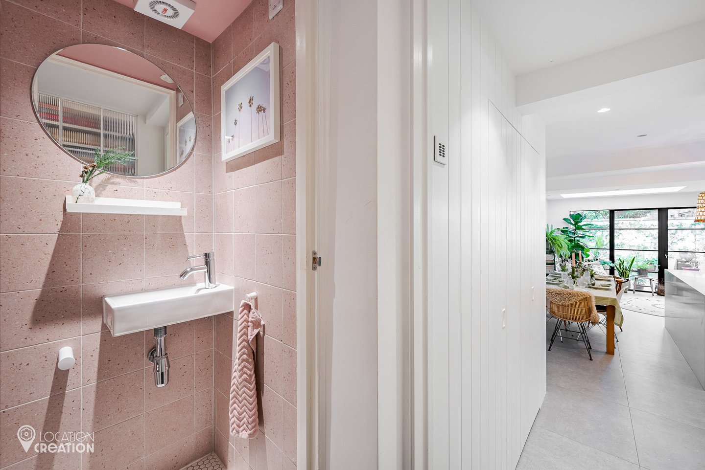 Location Creation Hugon House Pink Loo