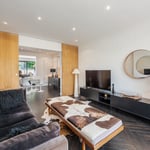 Location CreationHove HouseLounge Alt