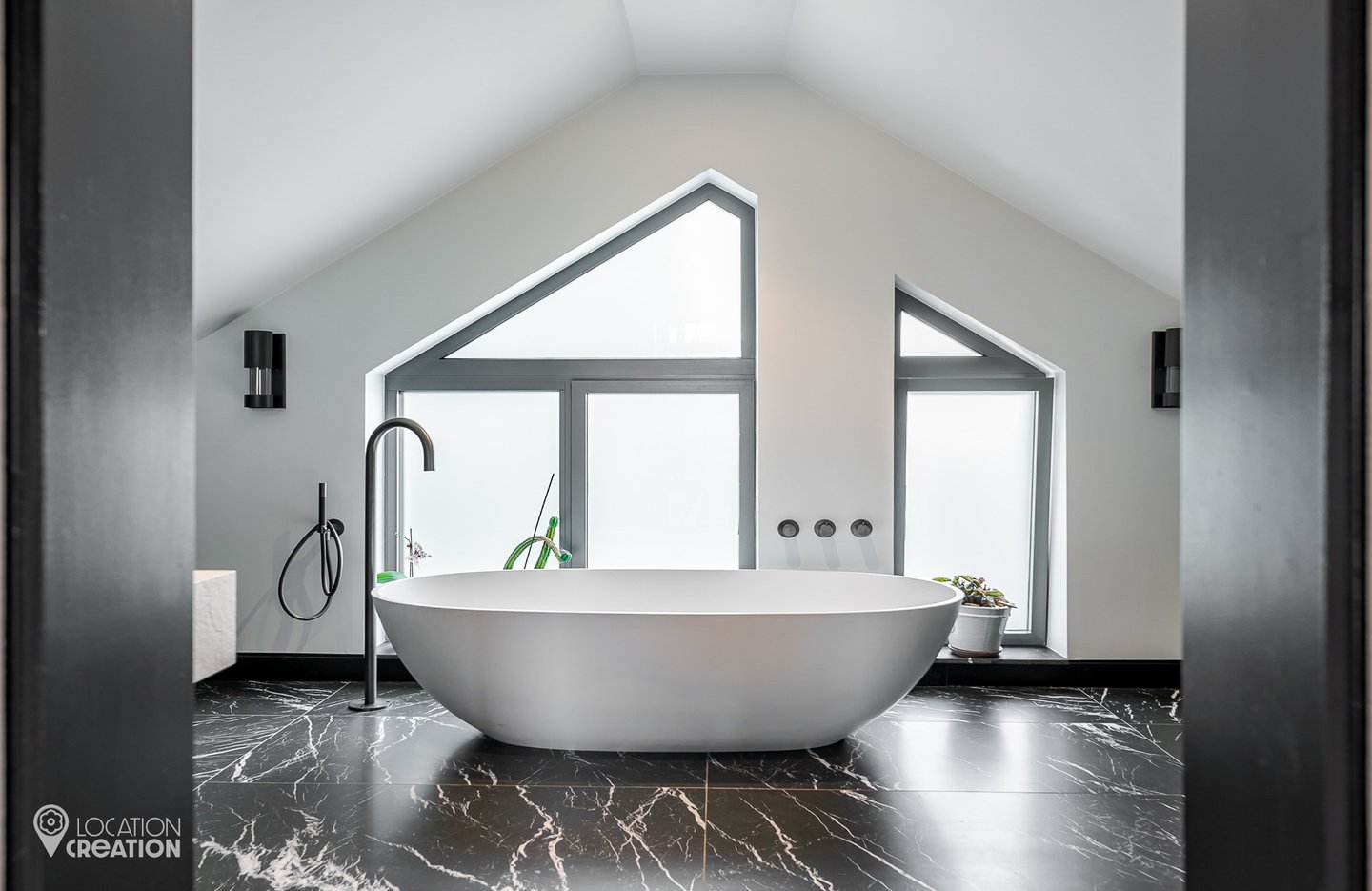 Location Creation Mountain Ash Ensuite