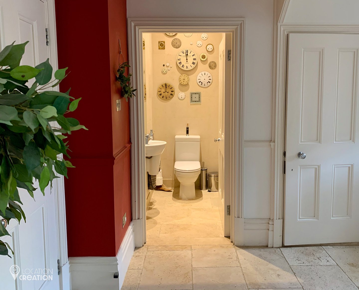 Location Creation Kirkstall House Bathroom