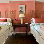 Location CreationGoetrered Bedroom