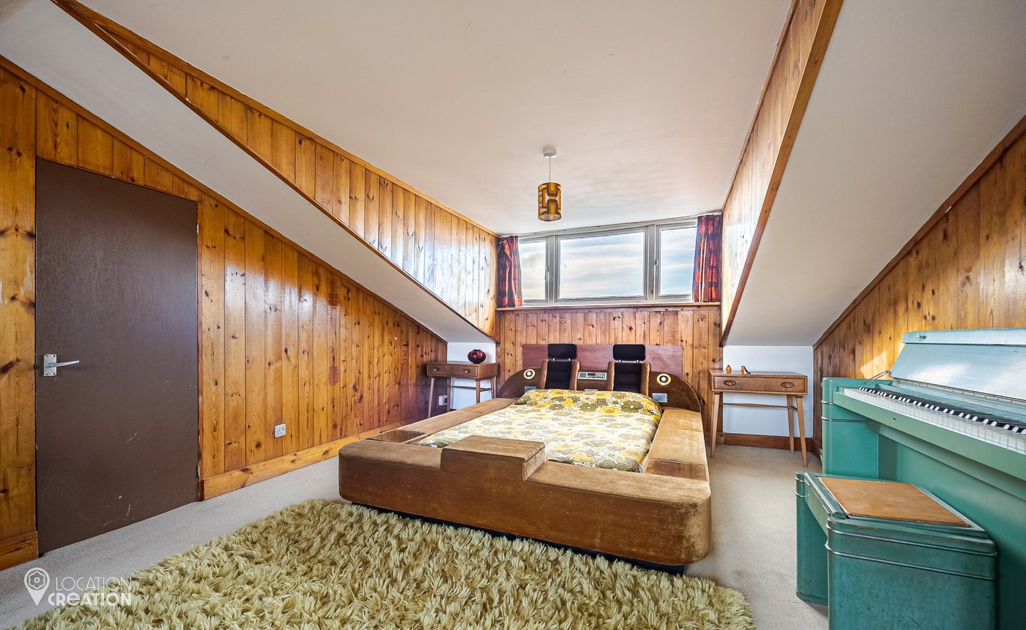 Location Creation Deerhurst Bed