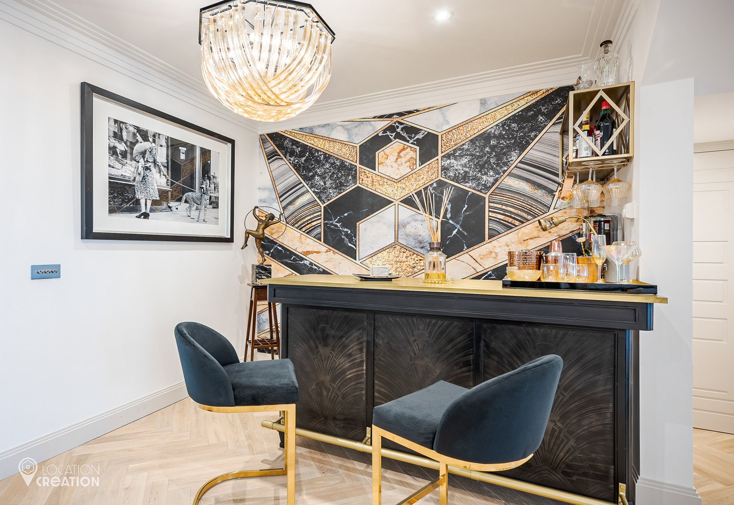 Location Creation Barnet House Bar