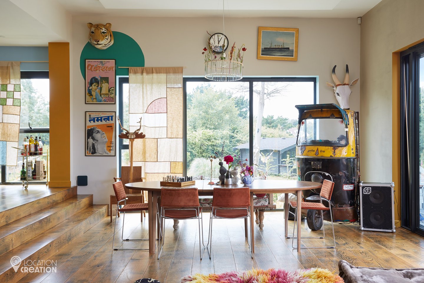 Location Creation Isle Of Wight Dining Table