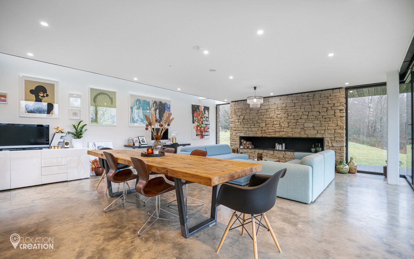 Location Creation Longbury Dining