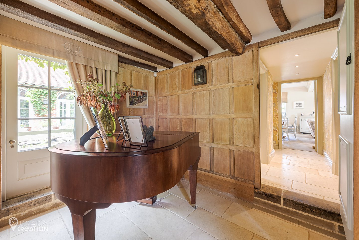 Location Creation Jacobean Manor Grand Piano