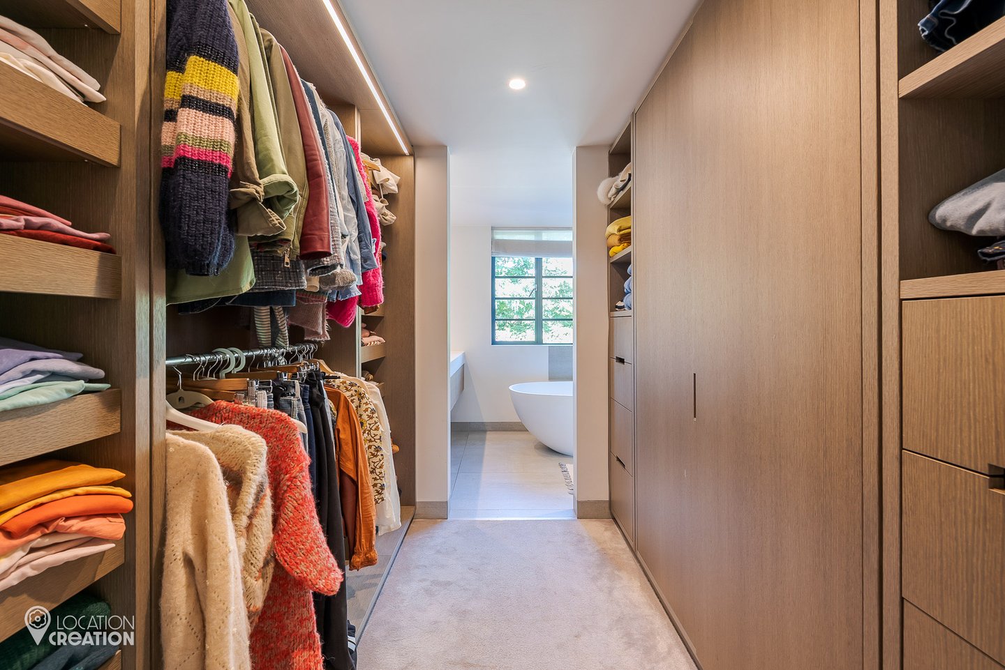 Location Creation Burcote Walk In Wardrobe