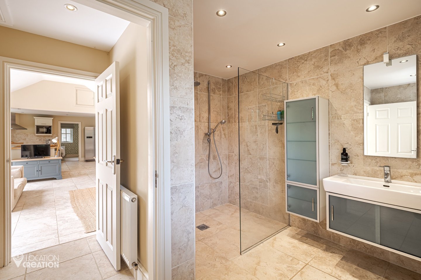 Location Creation Alfold House Bathroom